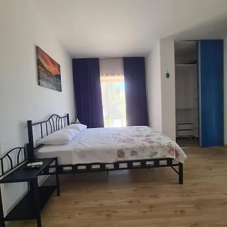 Babacım Havuzlu Saunali Vılla