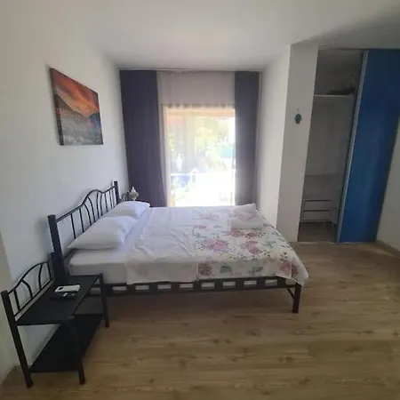 Babacım Havuzlu Saunali Vılla