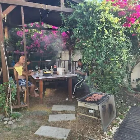 Babacım Havuzlu Saunali Vılla Villa